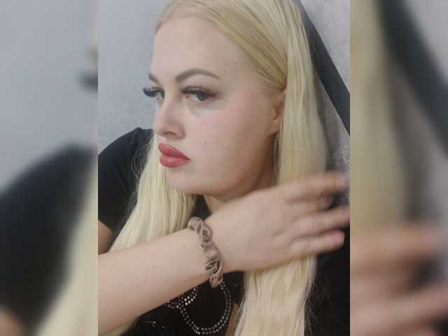 SexiBlondi