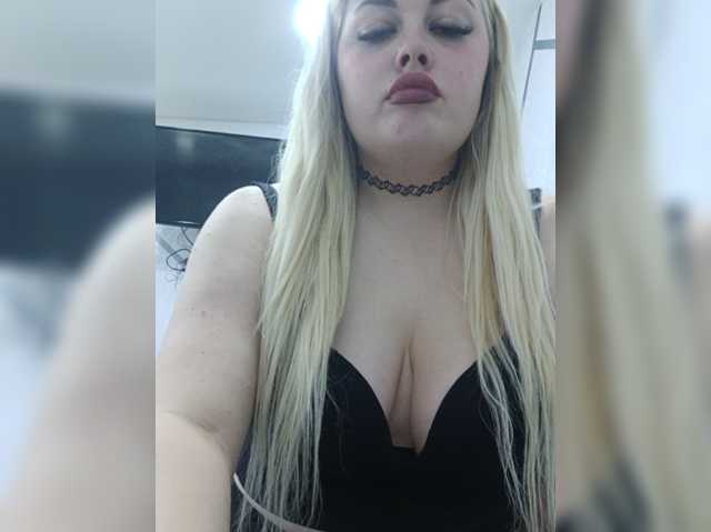 SexiBlondi