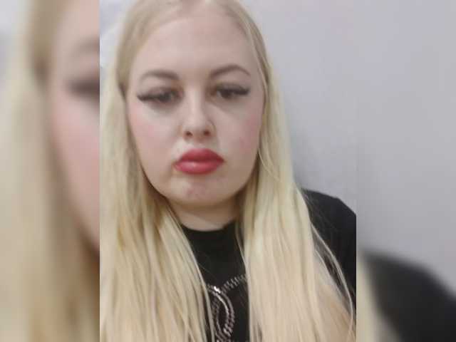 Sexiblondi live cam
