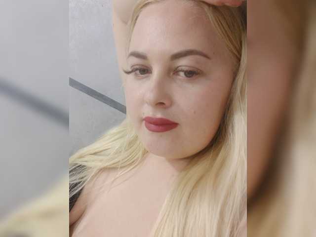 SexiBlondi live cam preview