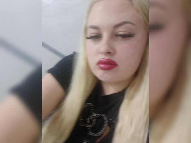 SexiBlondi