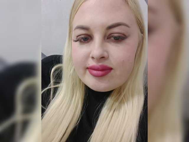 SexiBlondi live cam preview