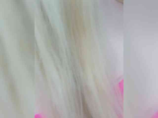SexiBlondi webcam