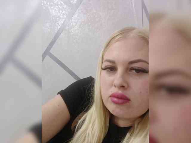 SexiBlondi webcam