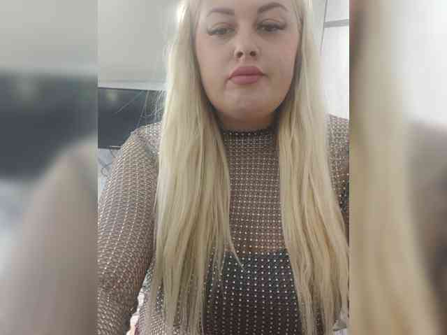 SexiBlondi webcam
