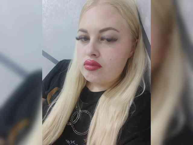 SexiBlondi webcam