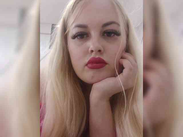 SexiBlondi webcam