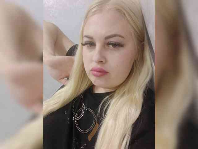 SexiBlondi webcam