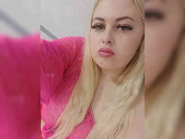 SexiBlondi webcam