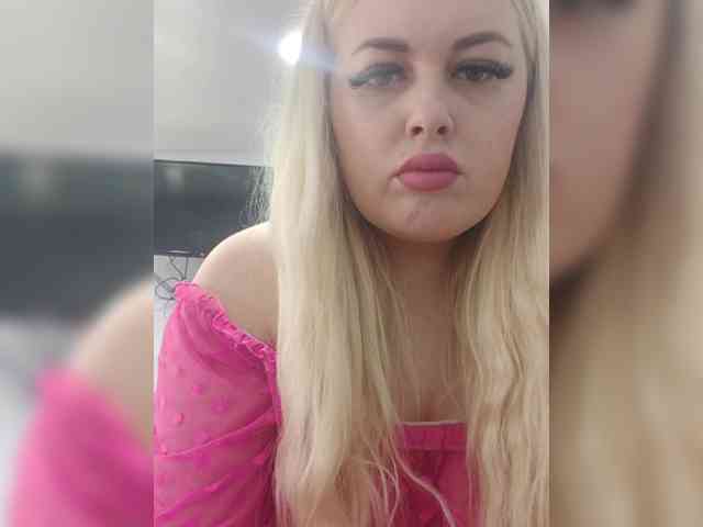 SexiBlondi webcam