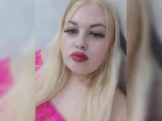 SexiBlondi webcam