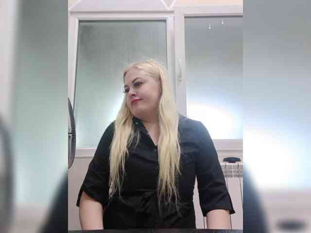 SexiBlondi webcam