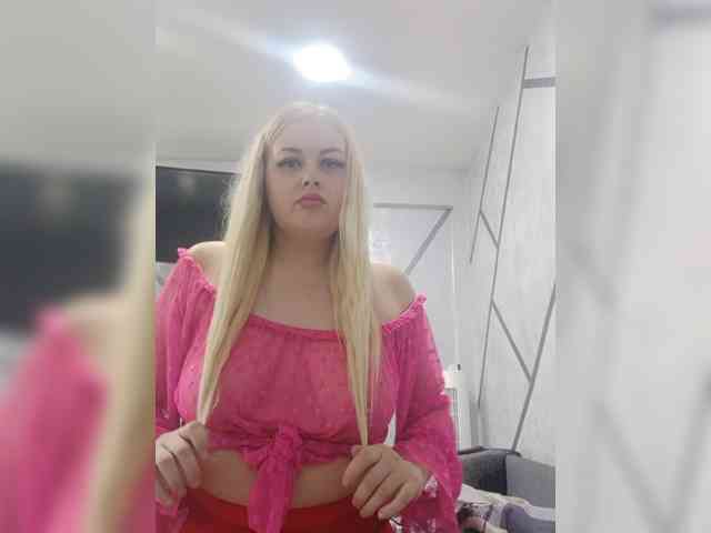 SexiBlondi webcam