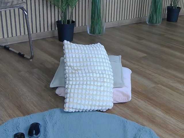 LolaEverly live cam on BongaCams