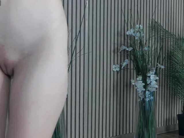 LolaEverly live cam on BongaCams