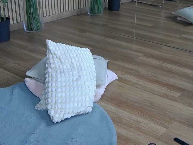 LolaEverly live cam on BongaCams