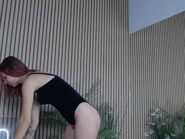 LolaEverly live cam on BongaCams