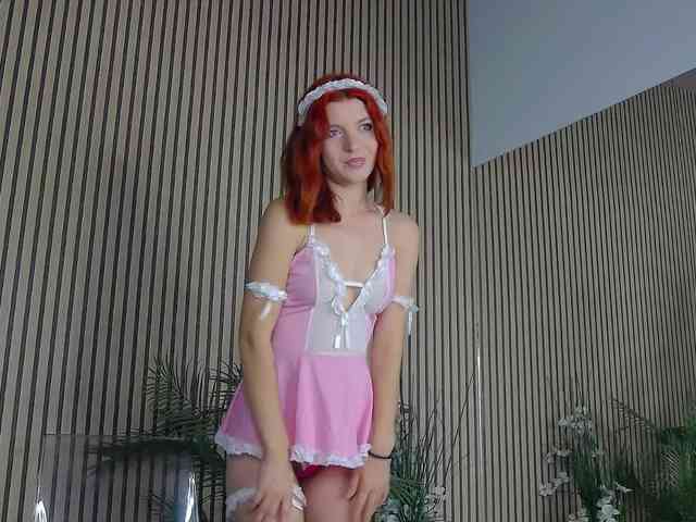 LolaEverly