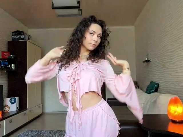 HyonKirker live cam on BongaCams