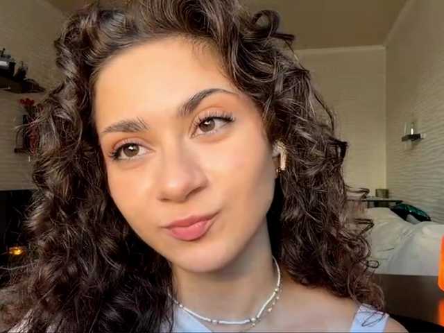 HyonKirker live cam on BongaCams