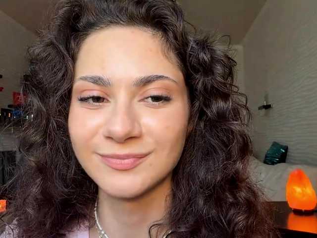 HyonKirker live cam on BongaCams