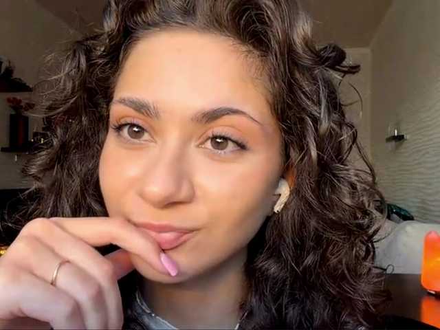 HyonKirker live cam on BongaCams