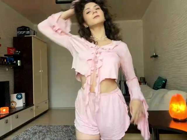 HyonKirker live cam on BongaCams
