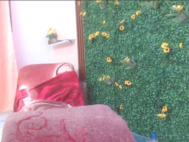 corafuego18 live cam on BongaCams