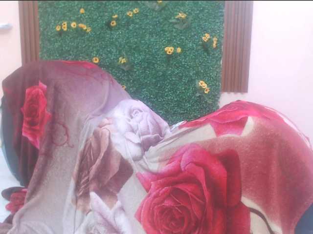 corafuego18 live cam on BongaCams