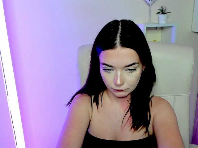 KiaraTease live cam on BongaCams