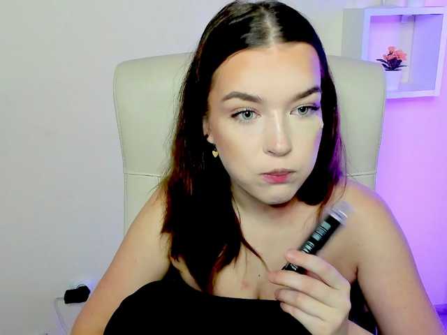 KiaraTease live cam on BongaCams