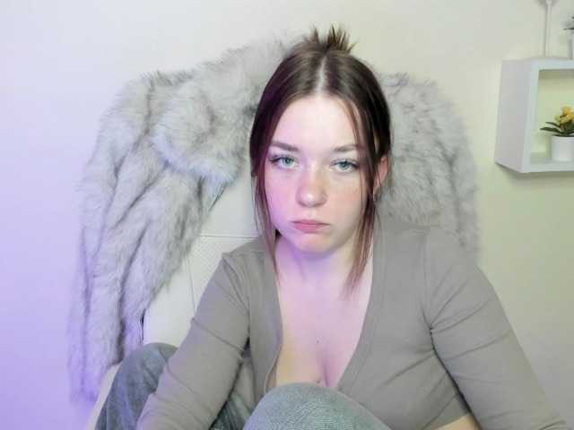 KiaraTease live cam on BongaCams