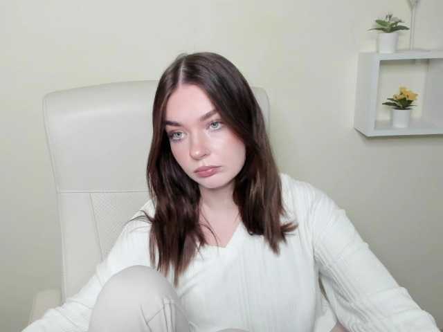 KiaraTease live cam on BongaCams