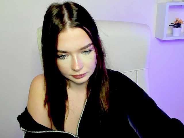 KiaraTease live cam on BongaCams