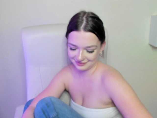 KiaraTease live cam on BongaCams