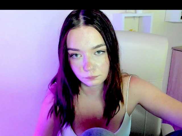 KiaraTease live cam on BongaCams
