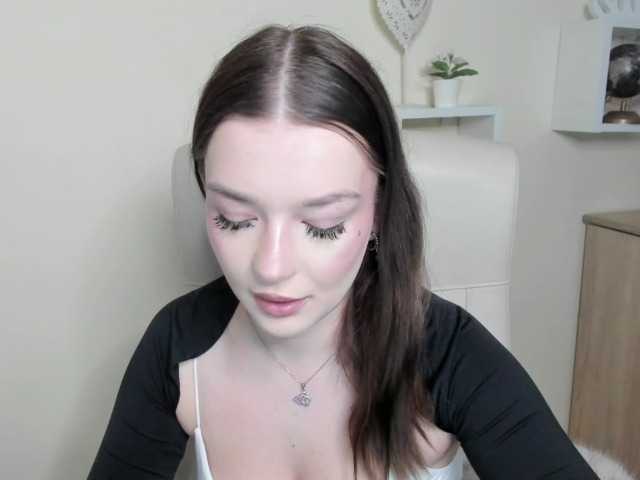 KiaraTease live cam on BongaCams