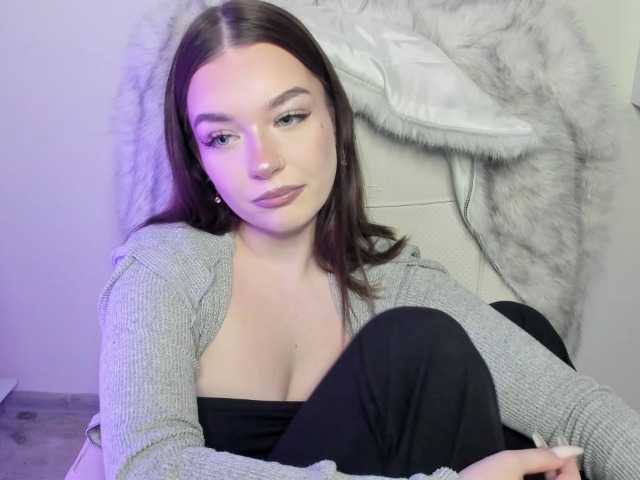 KiaraTease live cam on BongaCams