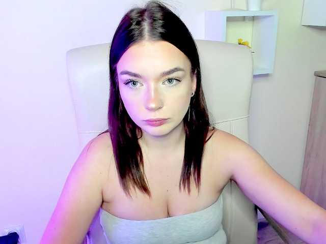 KiaraTease live cam on BongaCams