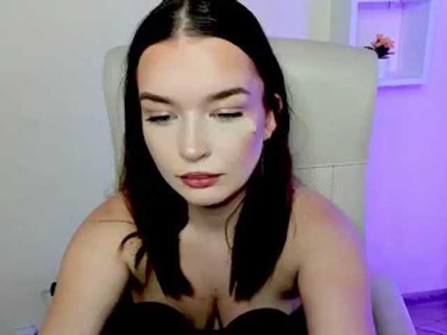 KiaraTease live cam on BongaCams