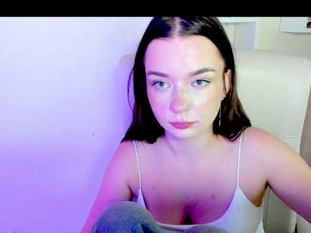 KiaraTease live cam on BongaCams