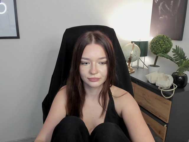 KiaraTease live cam on BongaCams