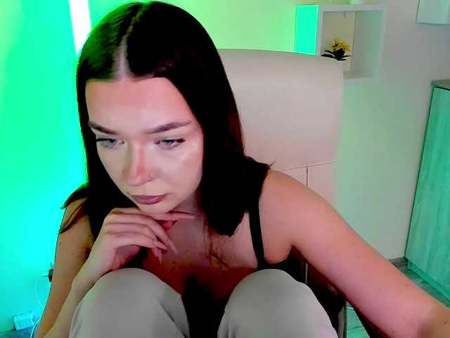 KiaraTease live cam on BongaCams