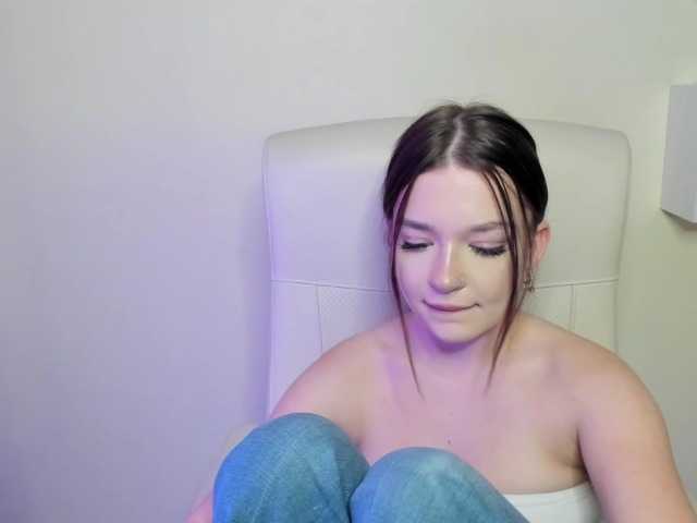 KiaraTease live cam on BongaCams