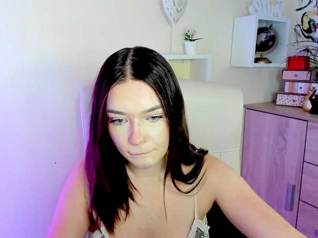KiaraTease live cam on BongaCams