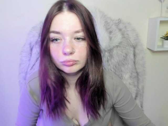 KiaraTease live cam on BongaCams