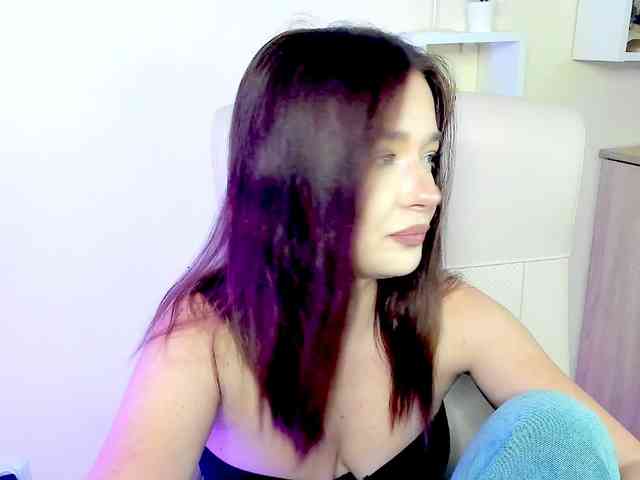 KiaraTease webcam