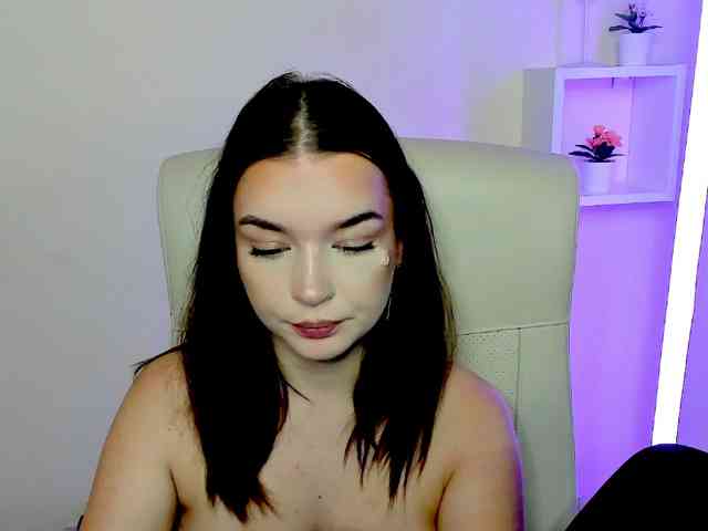 KiaraTease webcam