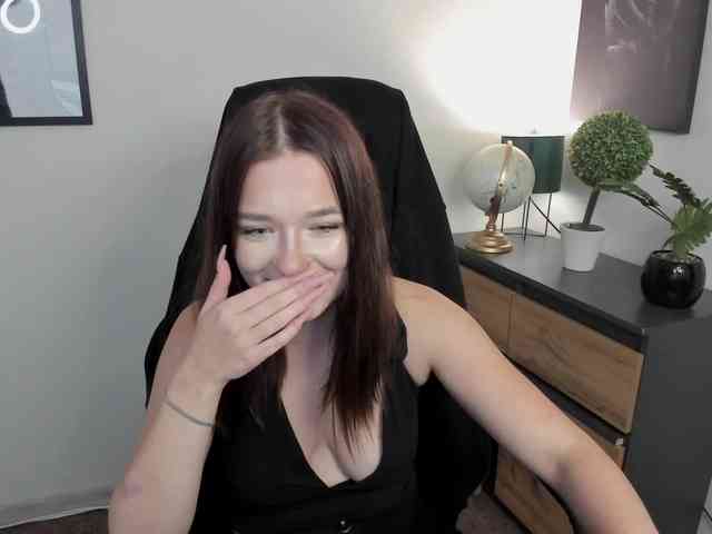 KiaraTease