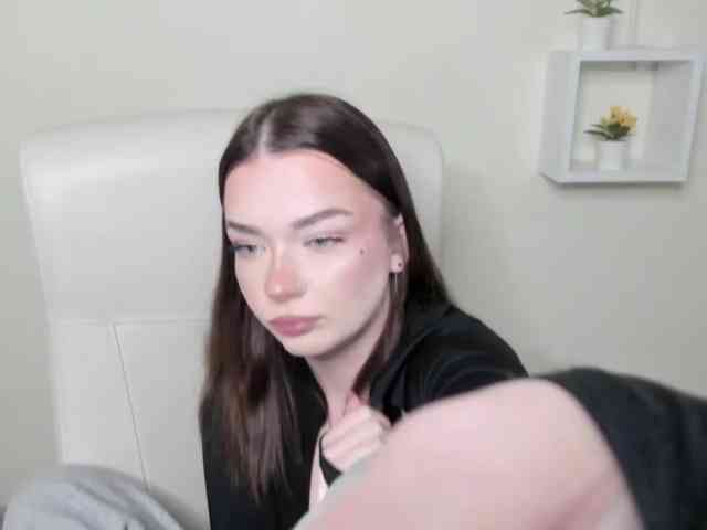 KiaraTease webcam